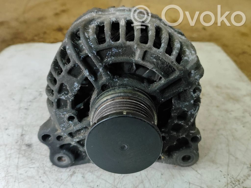Volkswagen Polo IV 9N3 Generator/alternator 