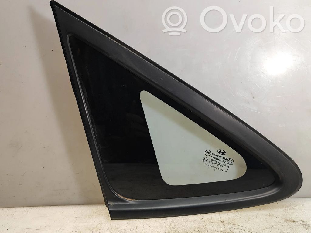 Hyundai ix35 Rear side window 