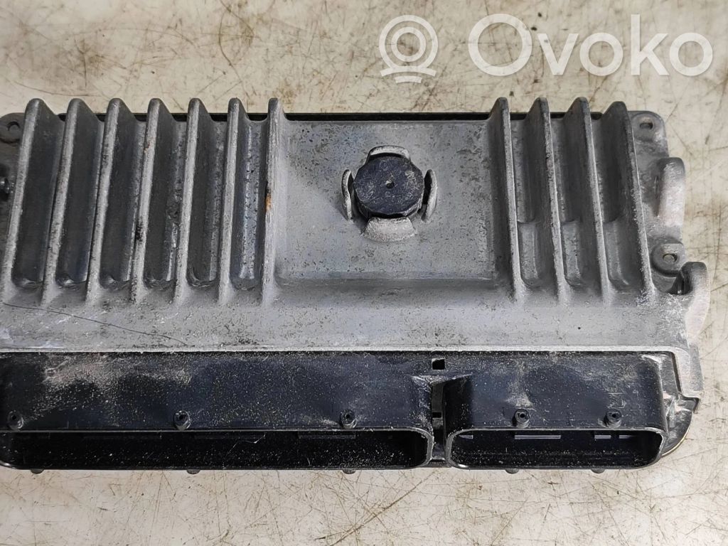 Toyota Yaris Engine control unit/module 