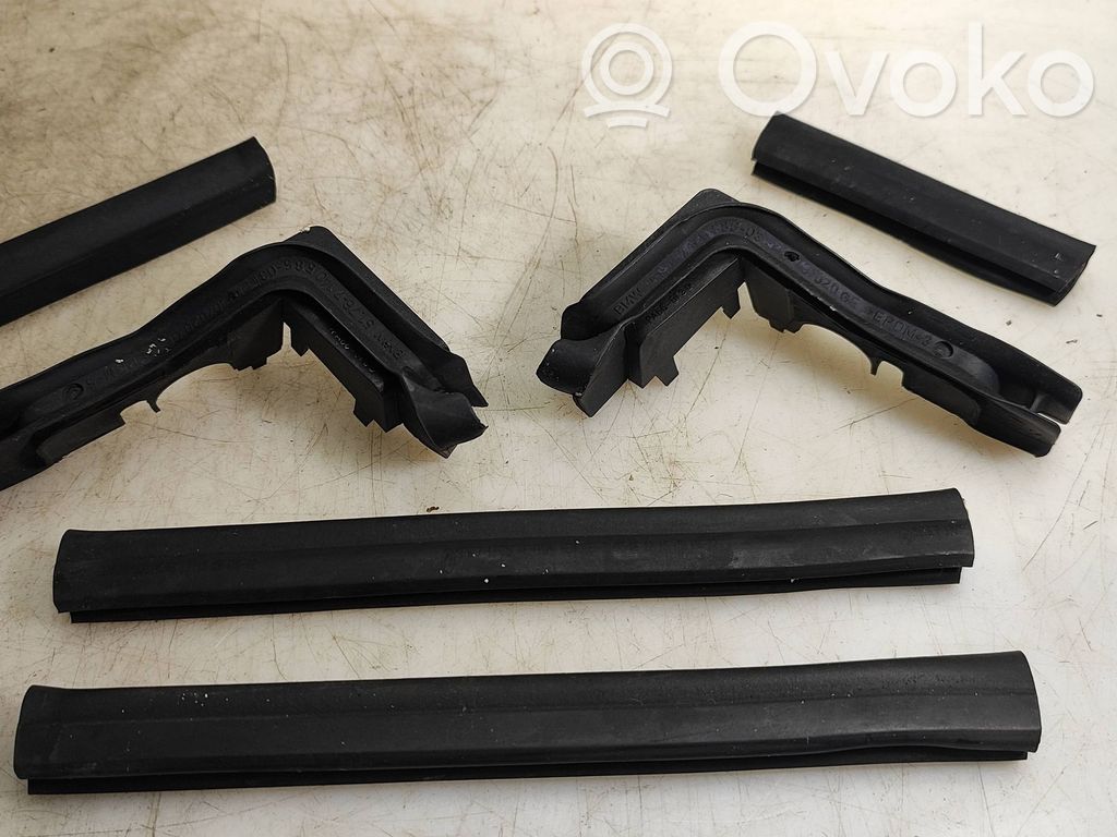 BMW 1 E81 E87 Engine compartment rubber 