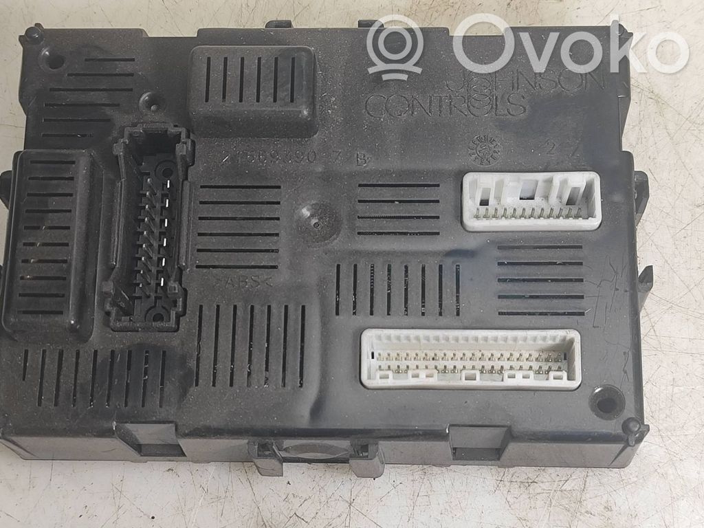 Nissan Micra Module confort 