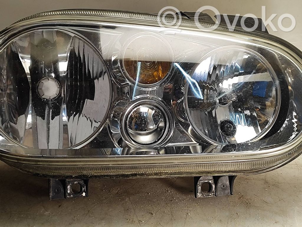 Volkswagen Golf IV Priekinis žibintas 