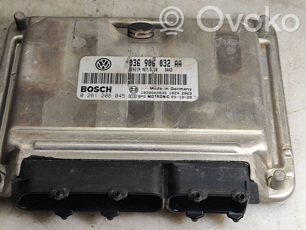 Volkswagen Golf V Engine control unit/module 