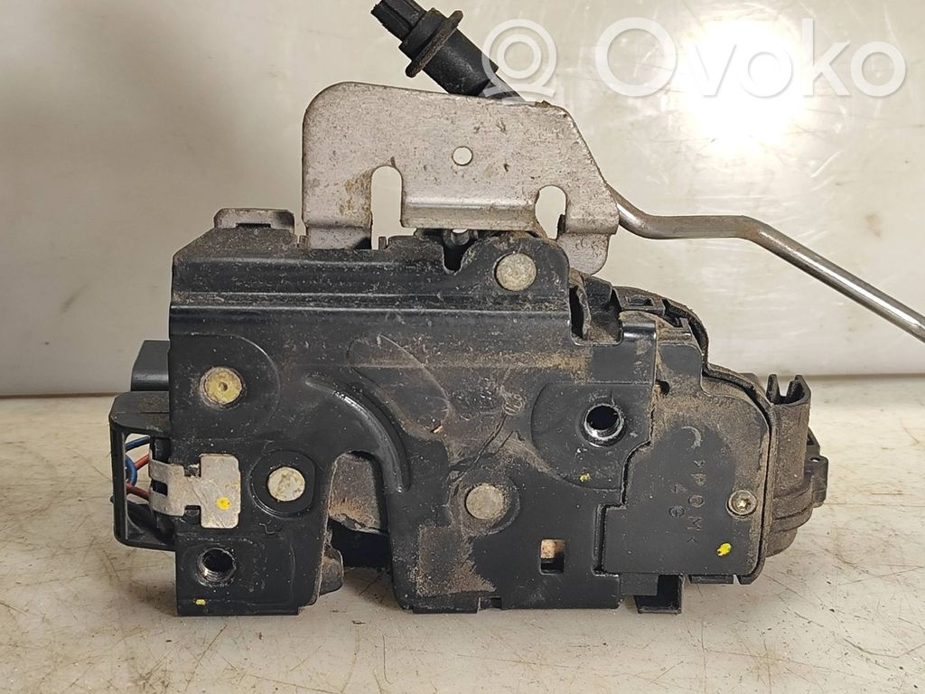 Etuoven lukko   8Z1837015A