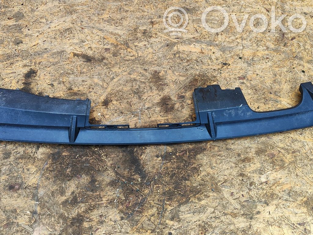 BMW X3 E83 Apakšējā bampera daļa 