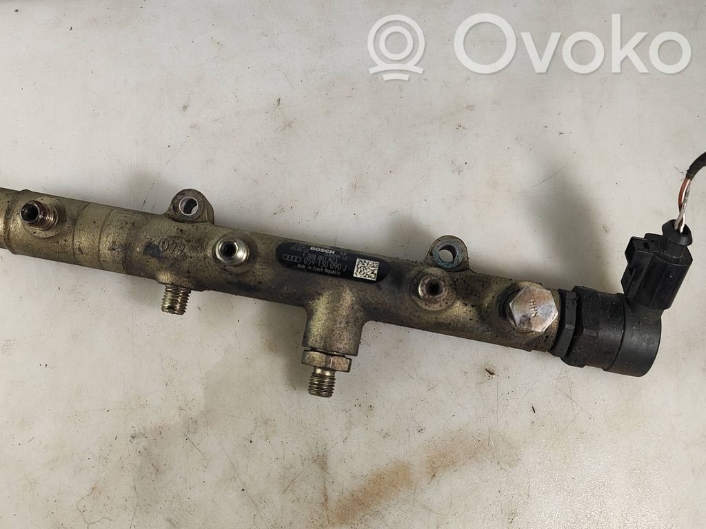 Audi A6 S6 C6 4F Rampă alimentare injectoare 