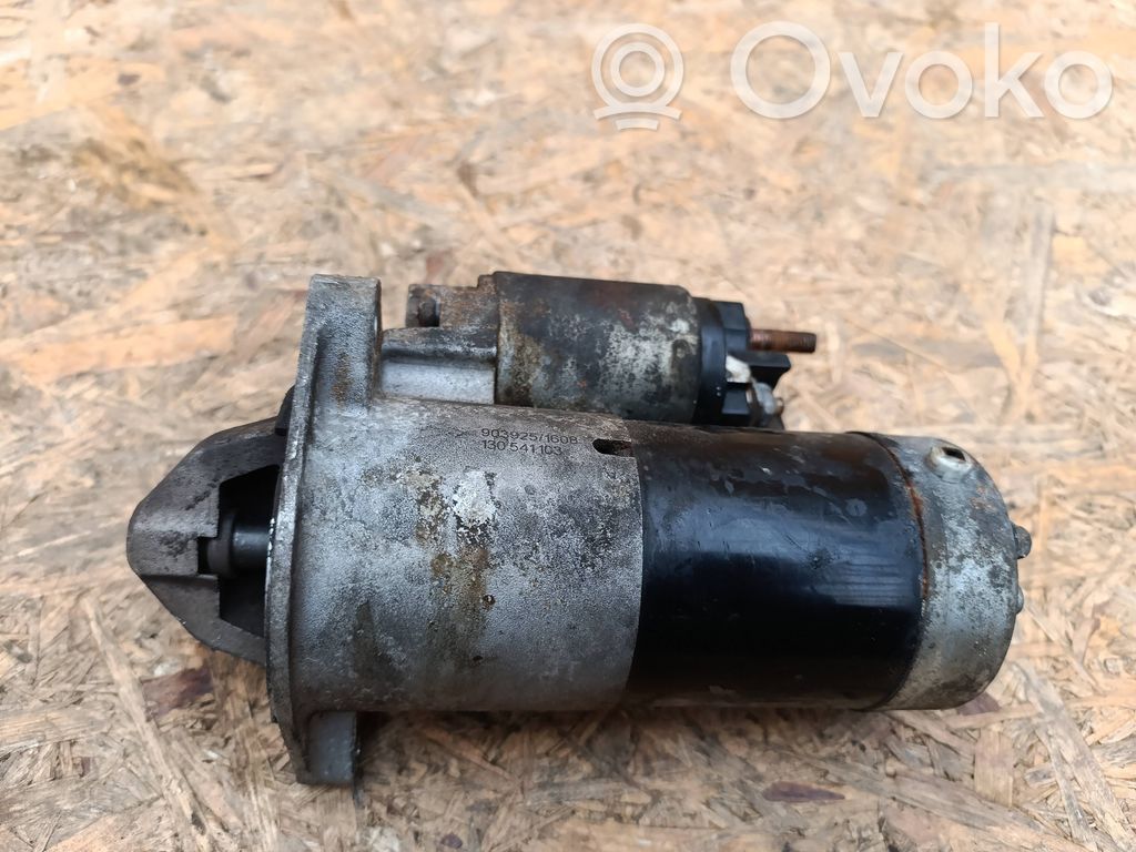 Opel Astra H Motor de arranque 