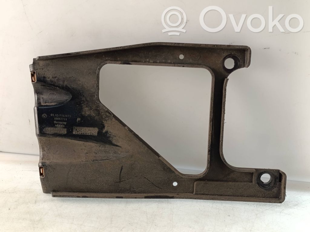 BMW 1 E81 E87 Rear bumper mounting bracket 