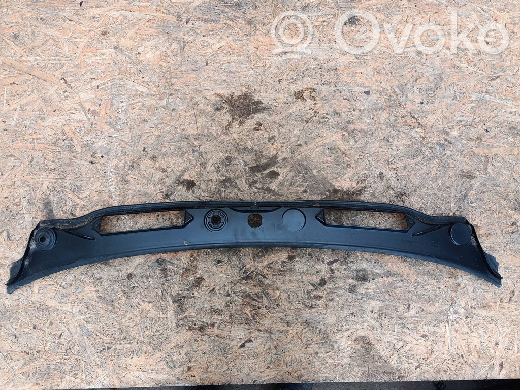 BMW 1 E81 E87 Wiper trim 