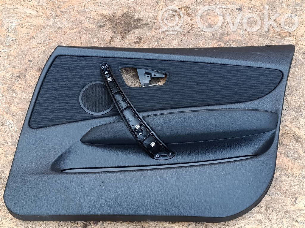 BMW 1 E81 E87 Etuoven verhoilu 