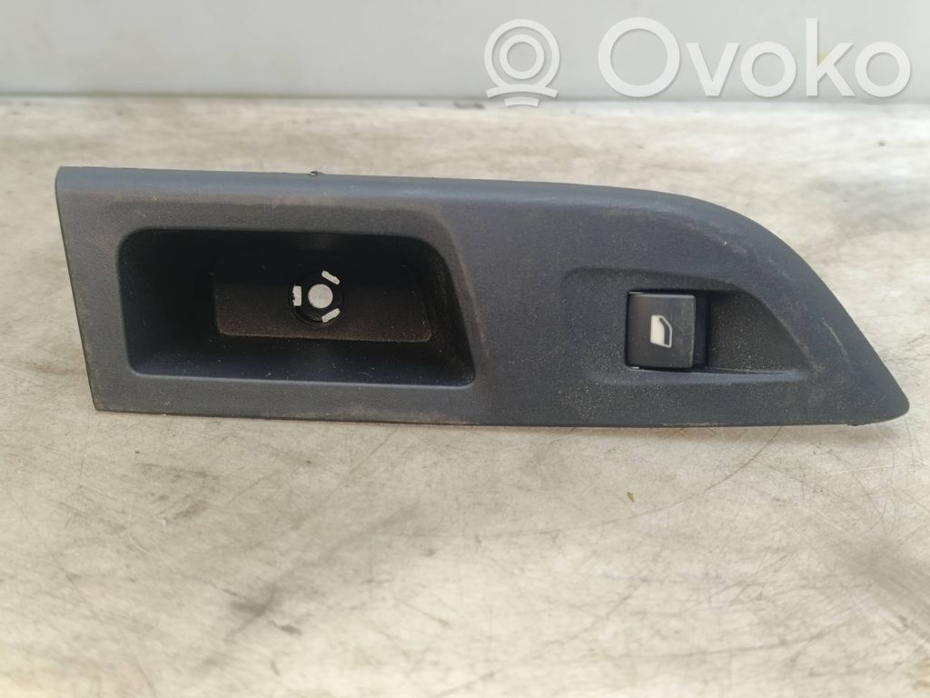 Opel Corsa F Interruptor del elevalunas eléctrico 