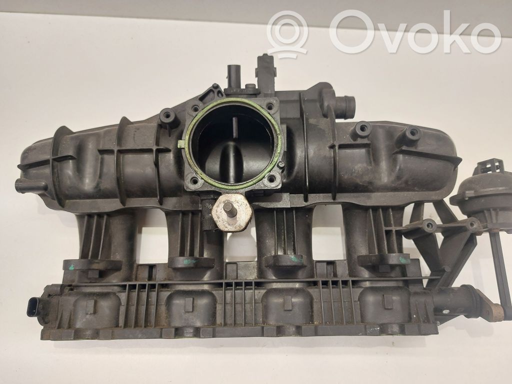 Audi A3 S3 8P Kolektor ssący 