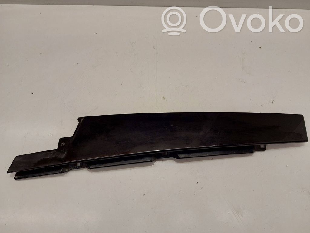 Volkswagen PASSAT B8 Listwa / Uszczelka szyby drzwi przednich 