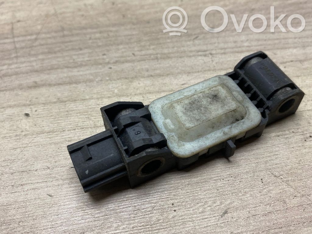 Nissan Note (E11) Airbag deployment crash/impact sensor 