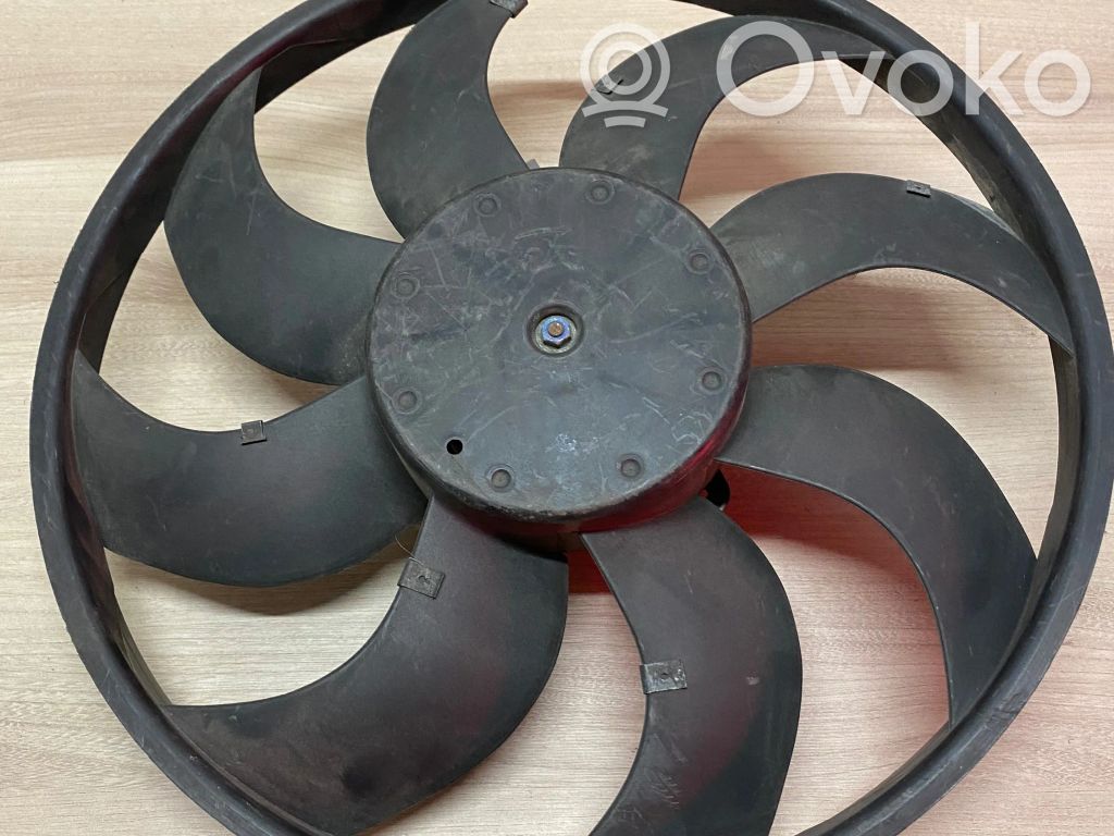 Ford Focus Ventiliatora propellers 