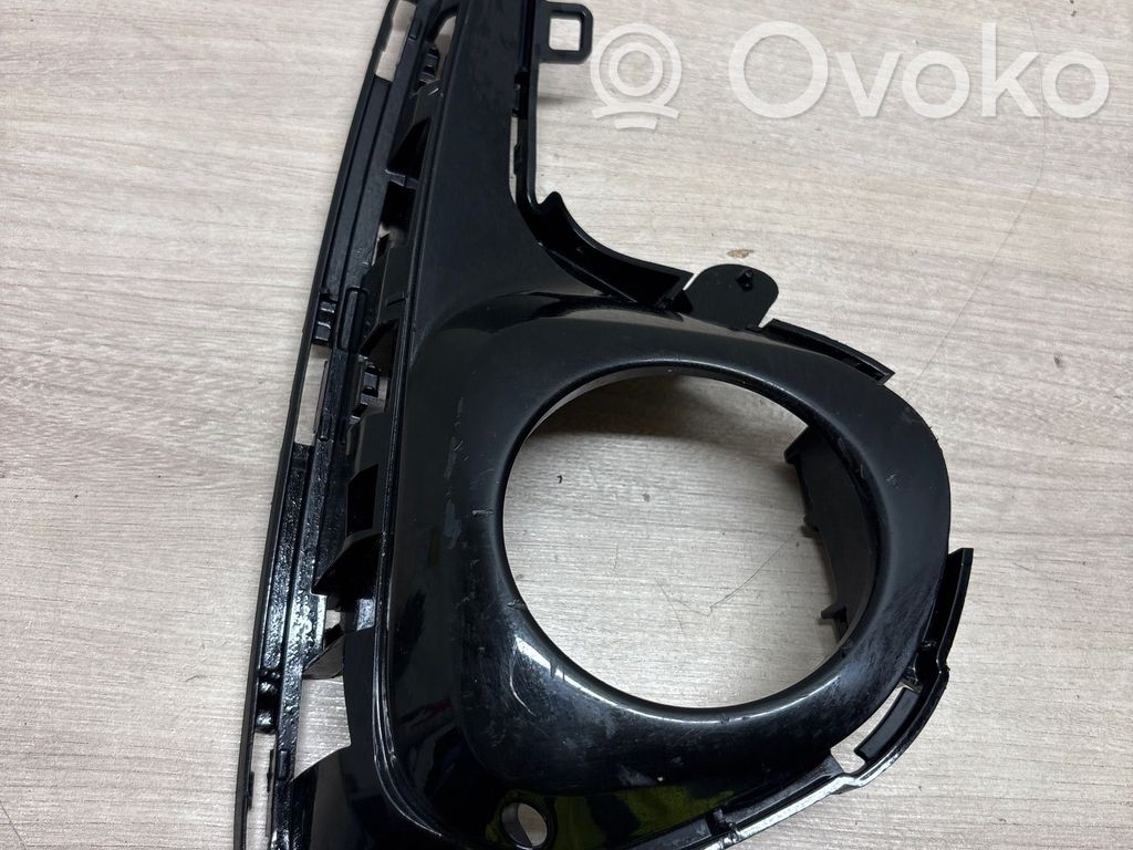 Toyota Yaris Krata halogenu 