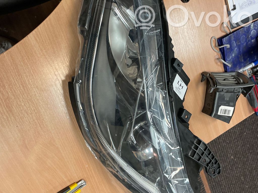 Chrysler Pacifica Priekšējais lukturis 