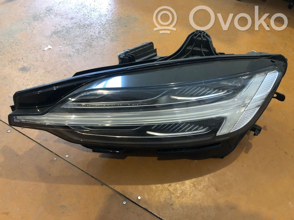 Headlight/headlamp   32228811