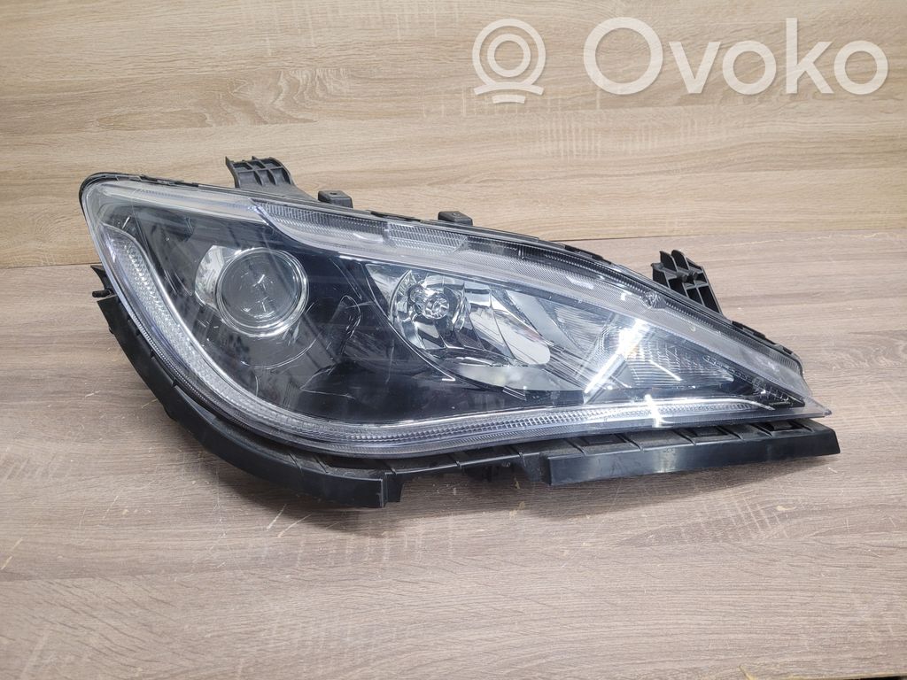 Chrysler Pacifica Headlight/headlamp 