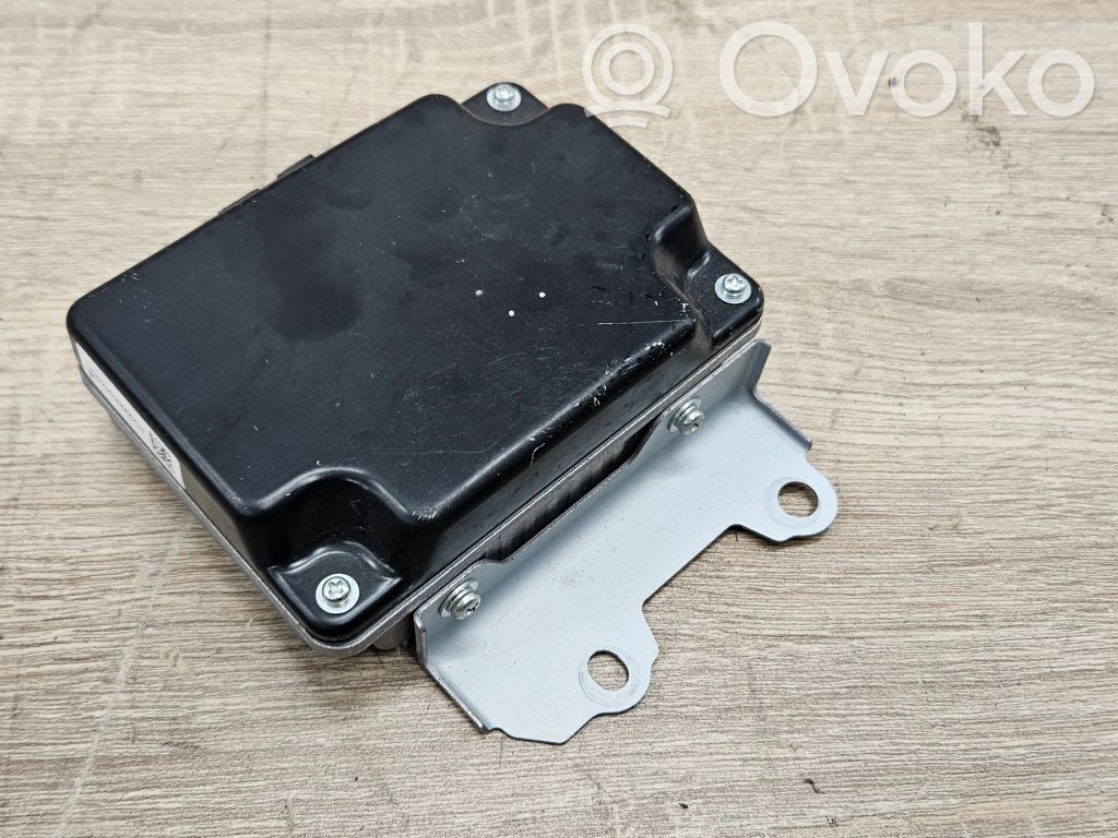 Chrysler Town & Country V Voltage converter inverter 