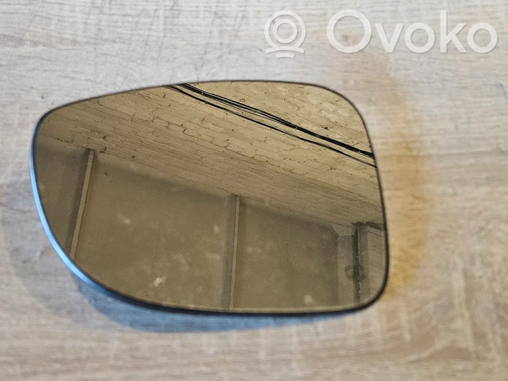 Chrysler Pacifica Sivupeilin lasi 