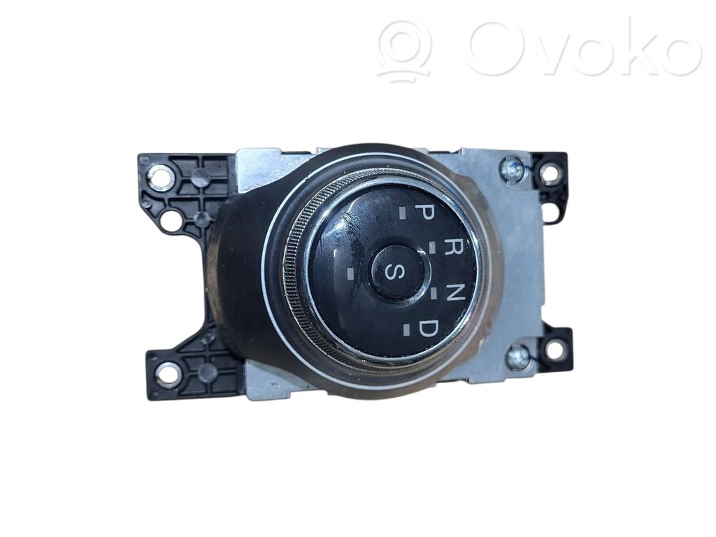 Head unit multimedia control   KT4P7P155CF