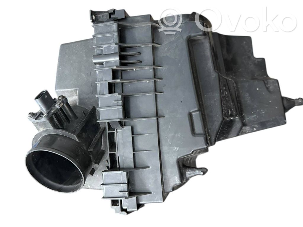 Air filter box   JG919661AA