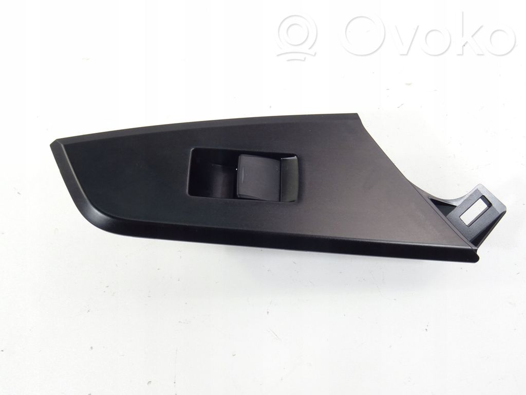 Lexus UX Interruptor del elevalunas eléctrico 