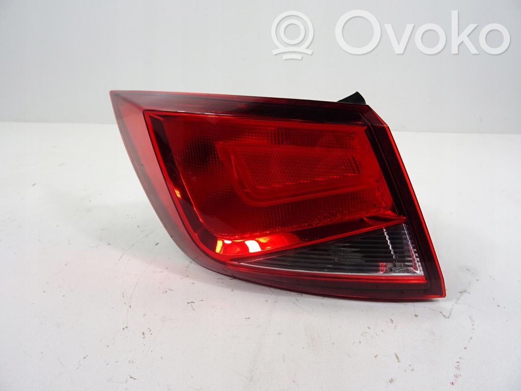 Seat Leon (5F) Rear/tail lights 