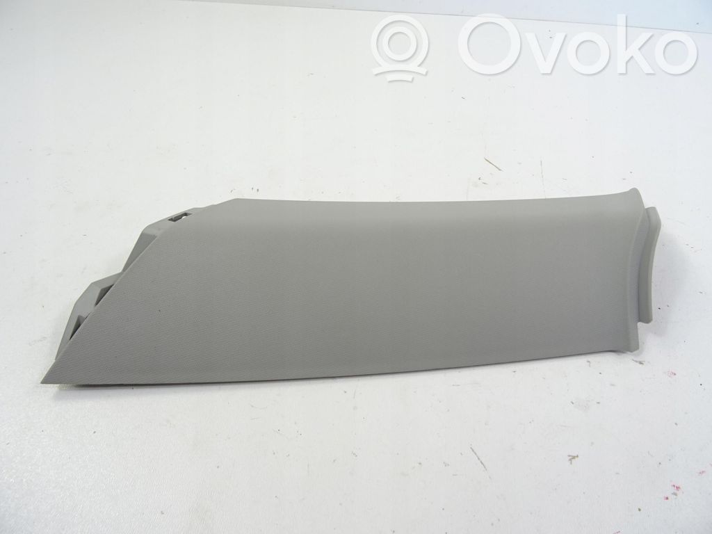 Seat Leon (5F) Kita slenkscių/ statramsčių apdailos detalė 