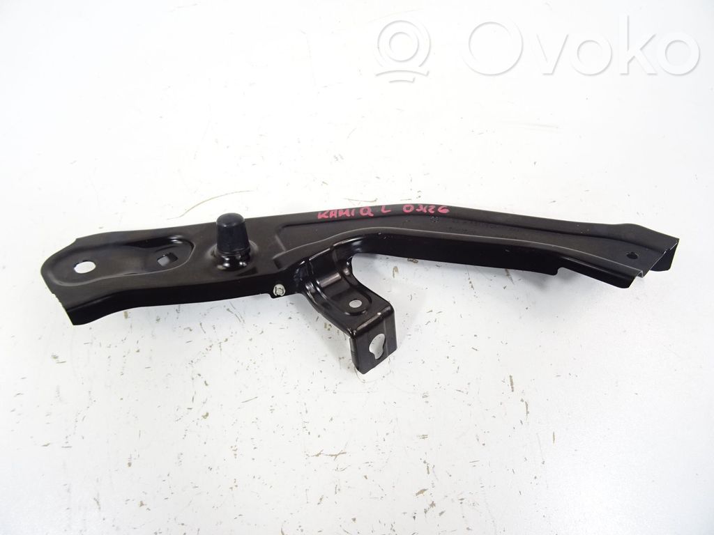 Skoda Kamiq Headlight/headlamp mounting bracket 