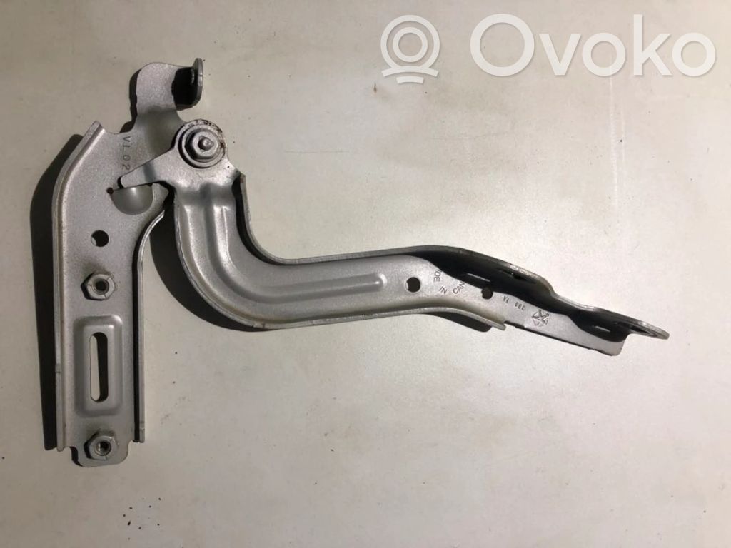 Engine bonnet/hood hinges   68224681AC,68224681AB,VL021