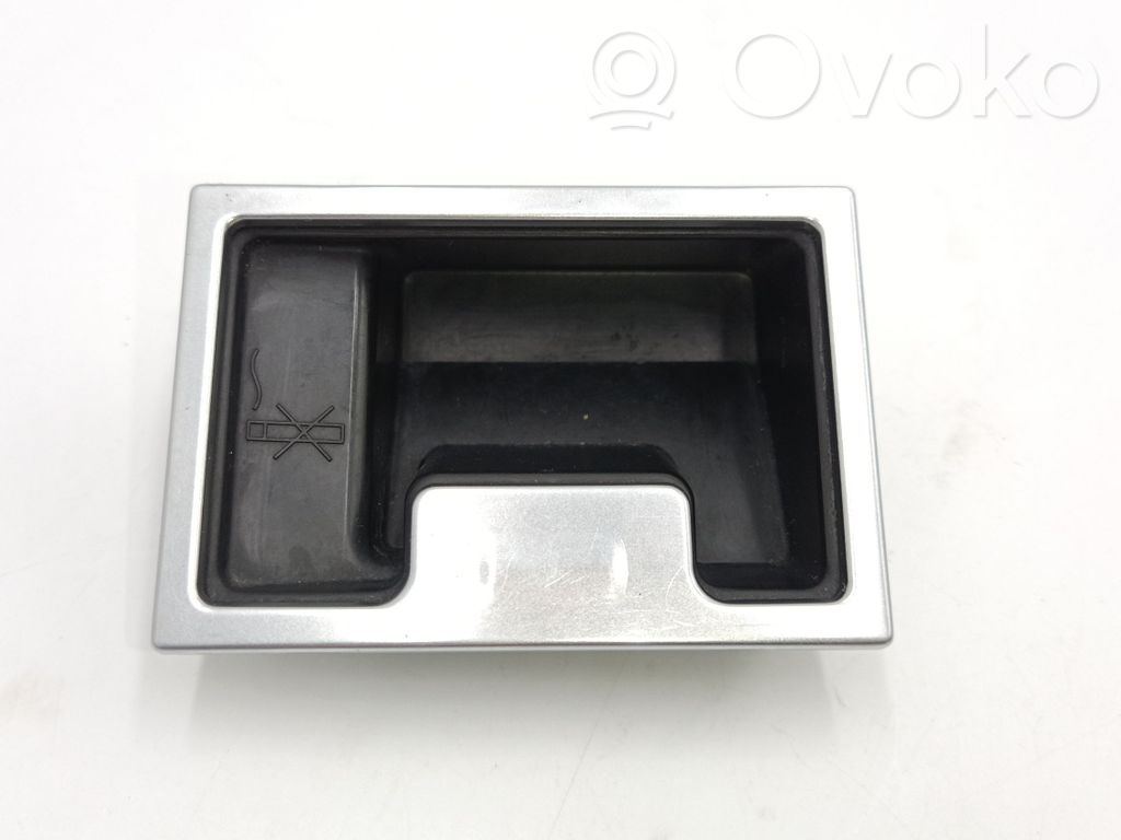 BMW 5 E60 E61 Pelnutrauks 