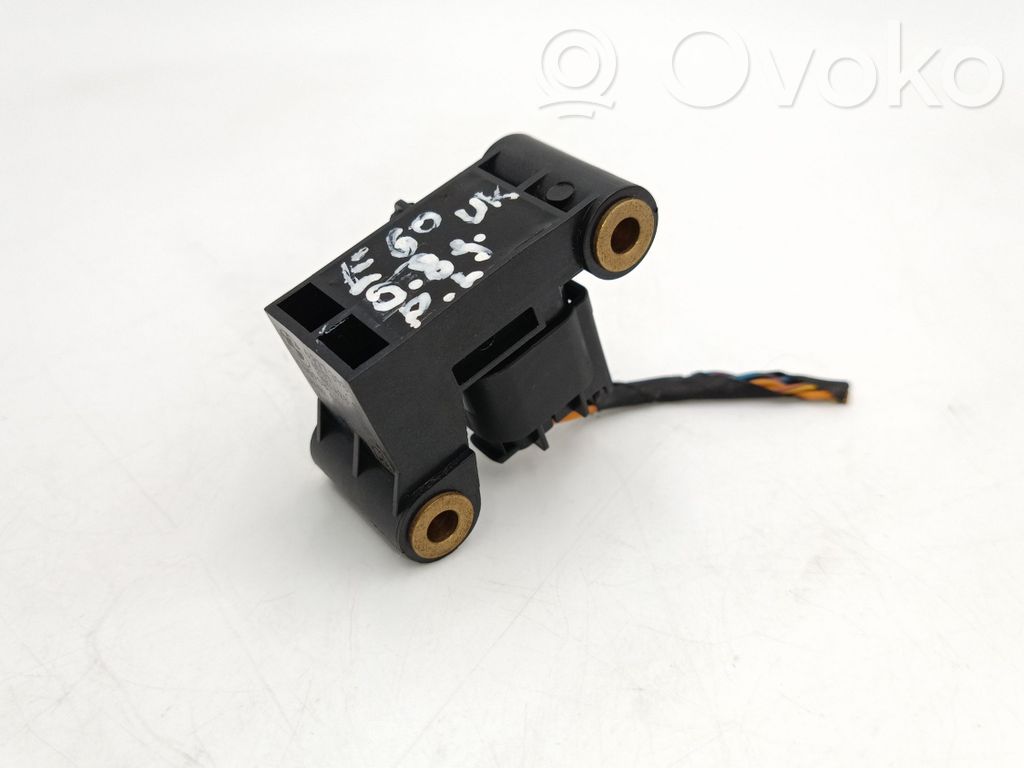 Sensor impacto/accidente para activar Airbag   65776977398,6977398
