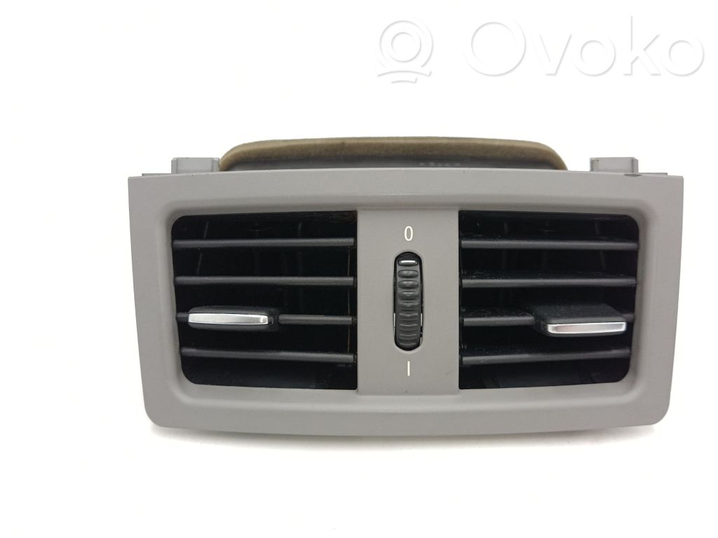 BMW 5 E60 E61 Grilă ventilație spate 
