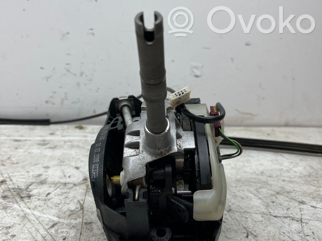 BMW X3 E83 Gear shifter/selector 
