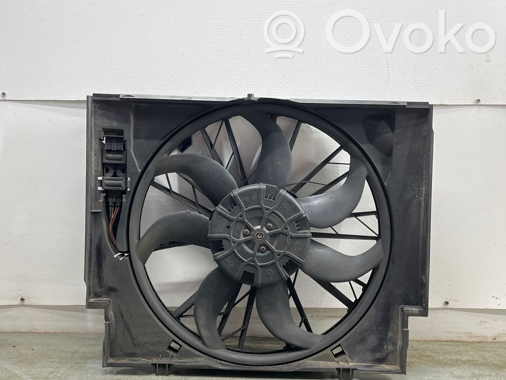 BMW 5 E60 E61 Elektrisks radiatoru ventilators 