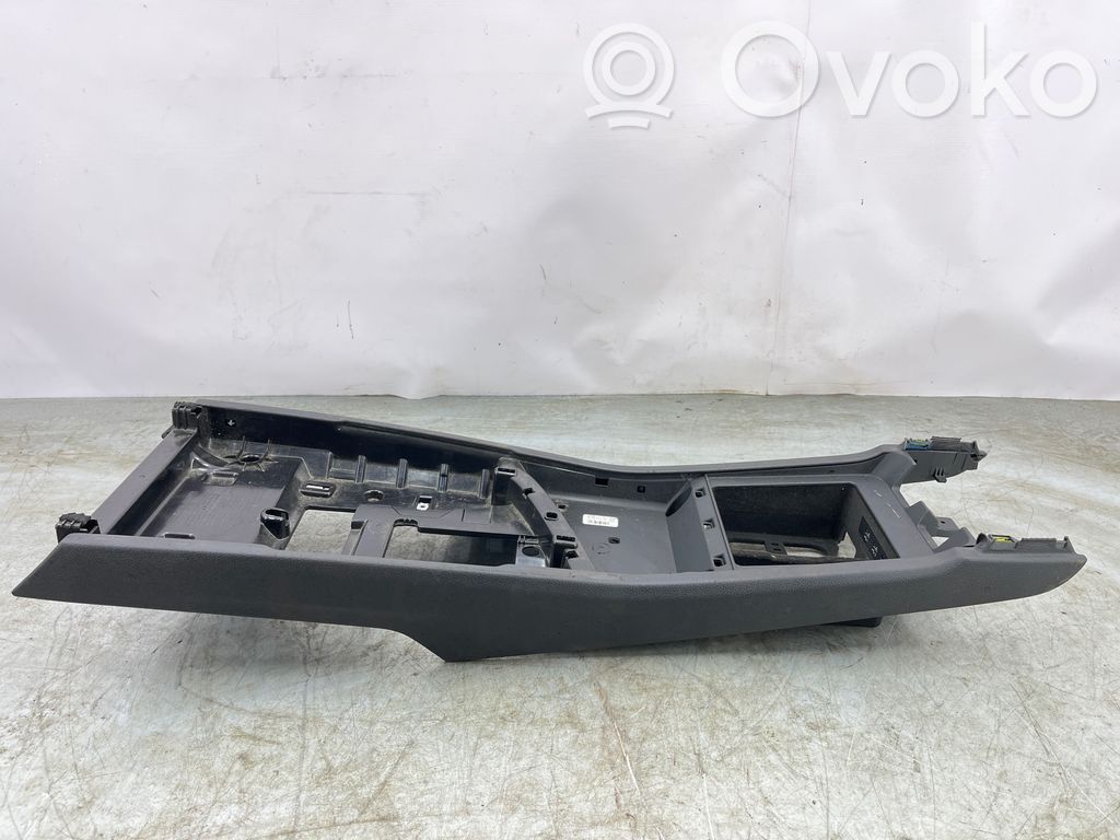 Audi Q7 4M Consola central 