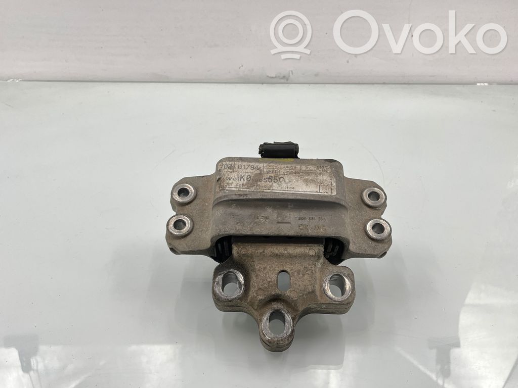 Volkswagen PASSAT B6 Suport tampon motor 