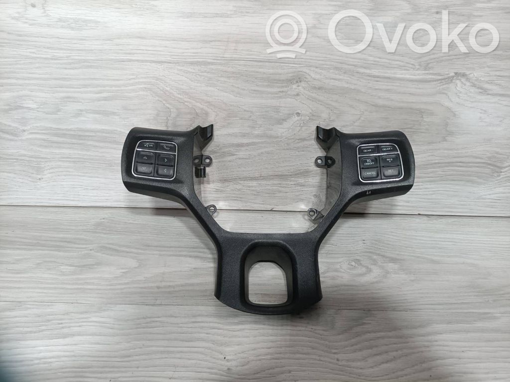 Boutons / interrupteurs volant   56054449AA,28374063,40635020001064
