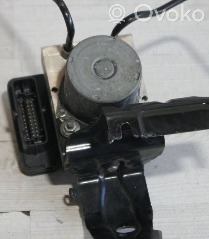 ABS-pumppu   68237001AD