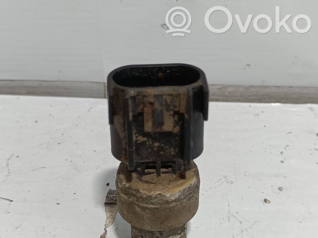 Kraftstoffdrucksensor   13579380