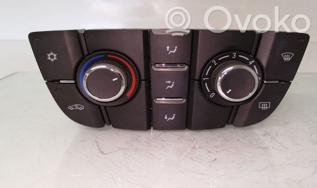 Climate control unit   13435154