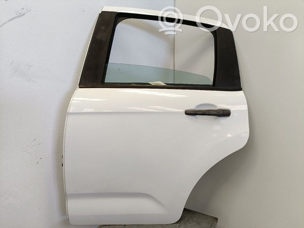Aizmugurējās durvis   9002CC
