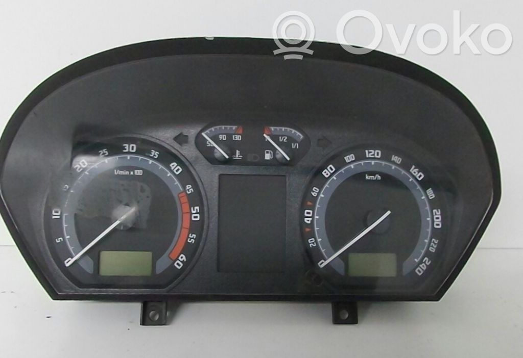 Skoda Fabia Mk1 (6Y) Vitezometru (grup de instrumente) 