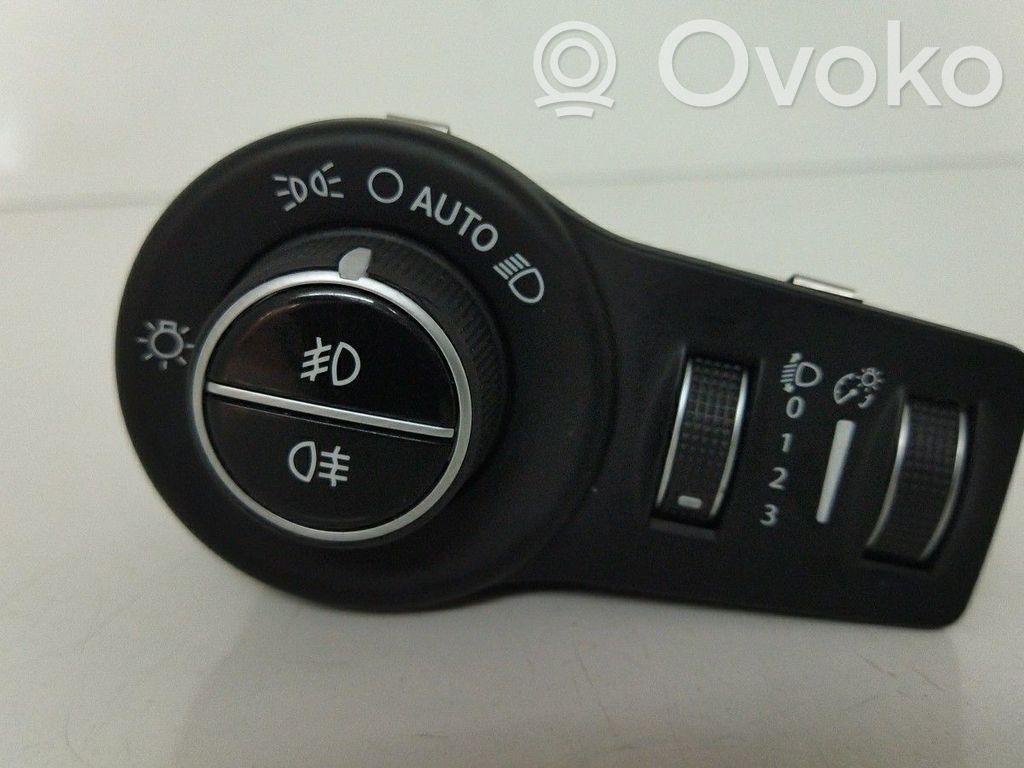 Fiat 500X Sonstige Schalter / Griffe / Umschalter 