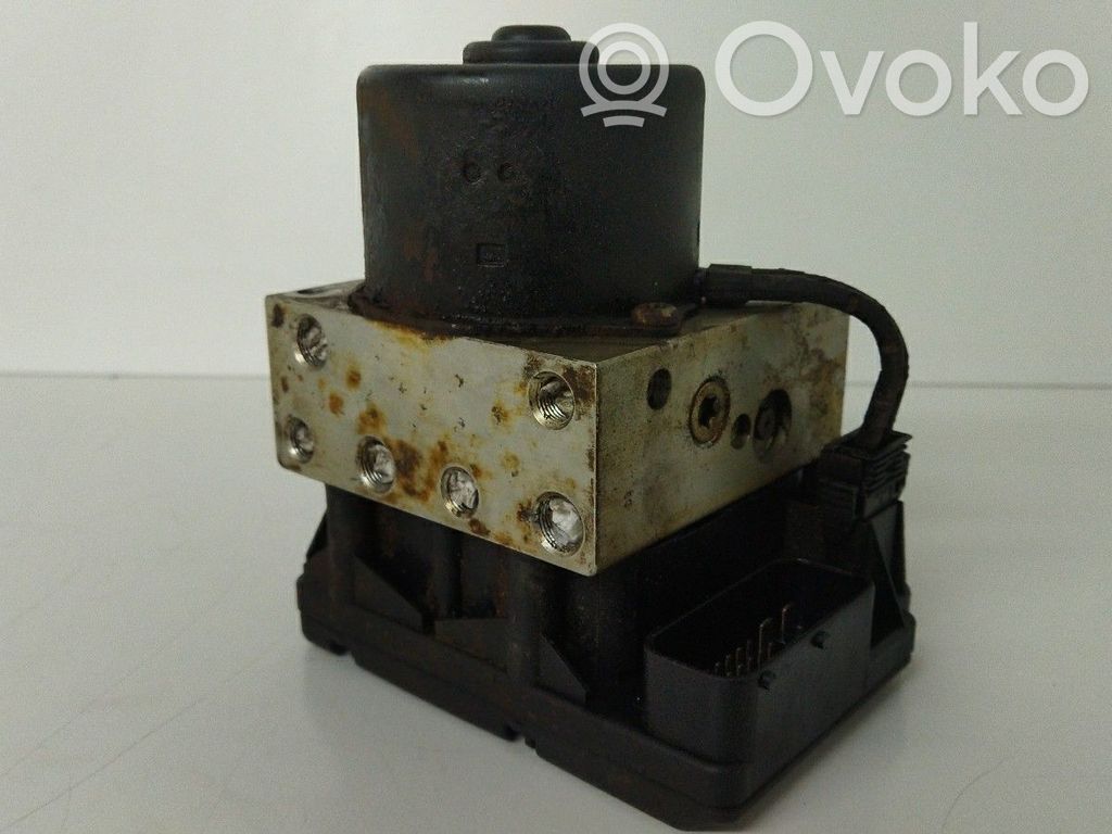 Renault Laguna I Bomba de ABS 