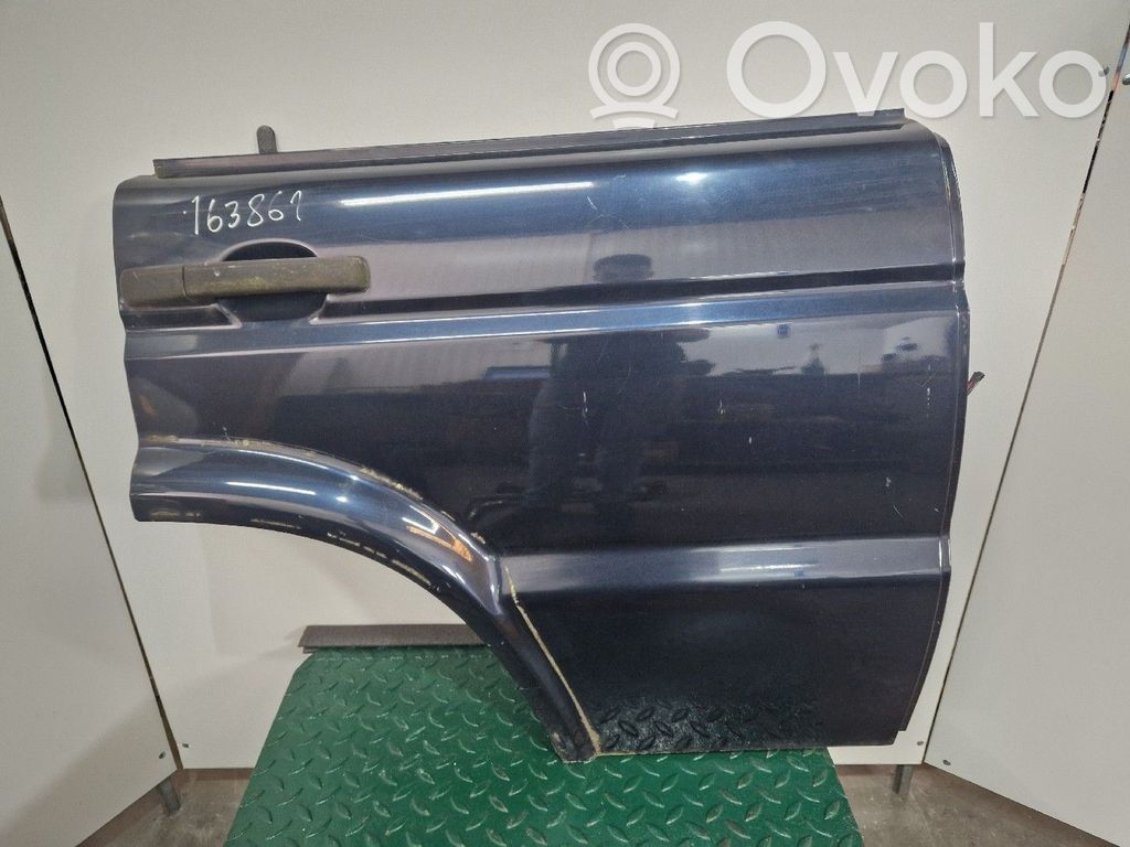 Land Rover Discovery Galinės durys 