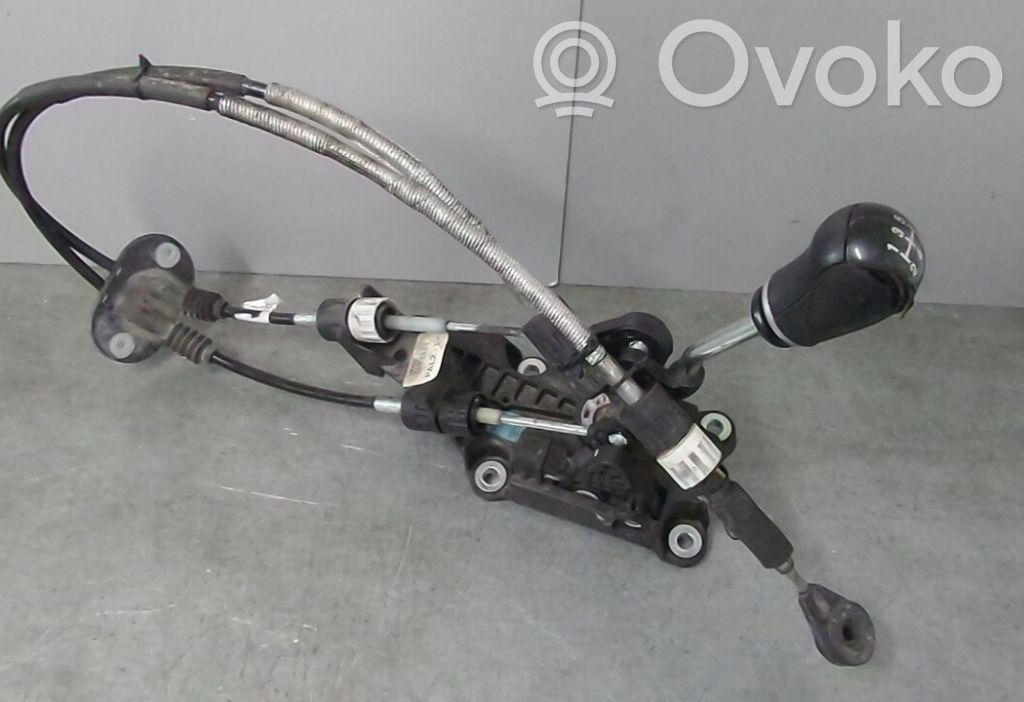 Gear shifter/selector   4M5R7C453