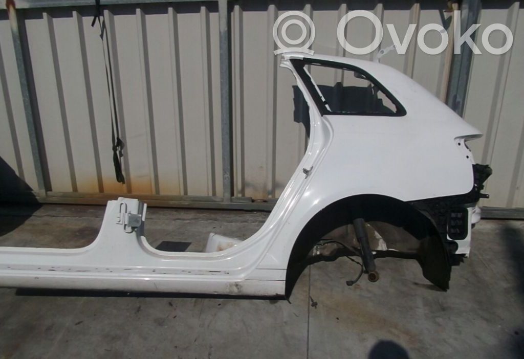 Panel lateral trasero